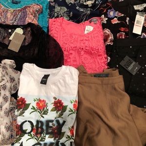 Reseller Box Womens Size S/M/10 (10 items)